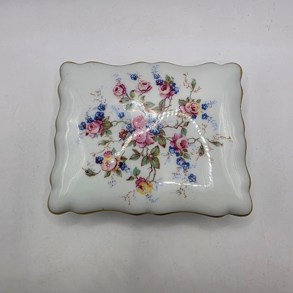 Deshoulieres Limoges France Porcelain Floral Trinket Box Gold Gilt Scalloped 5x4